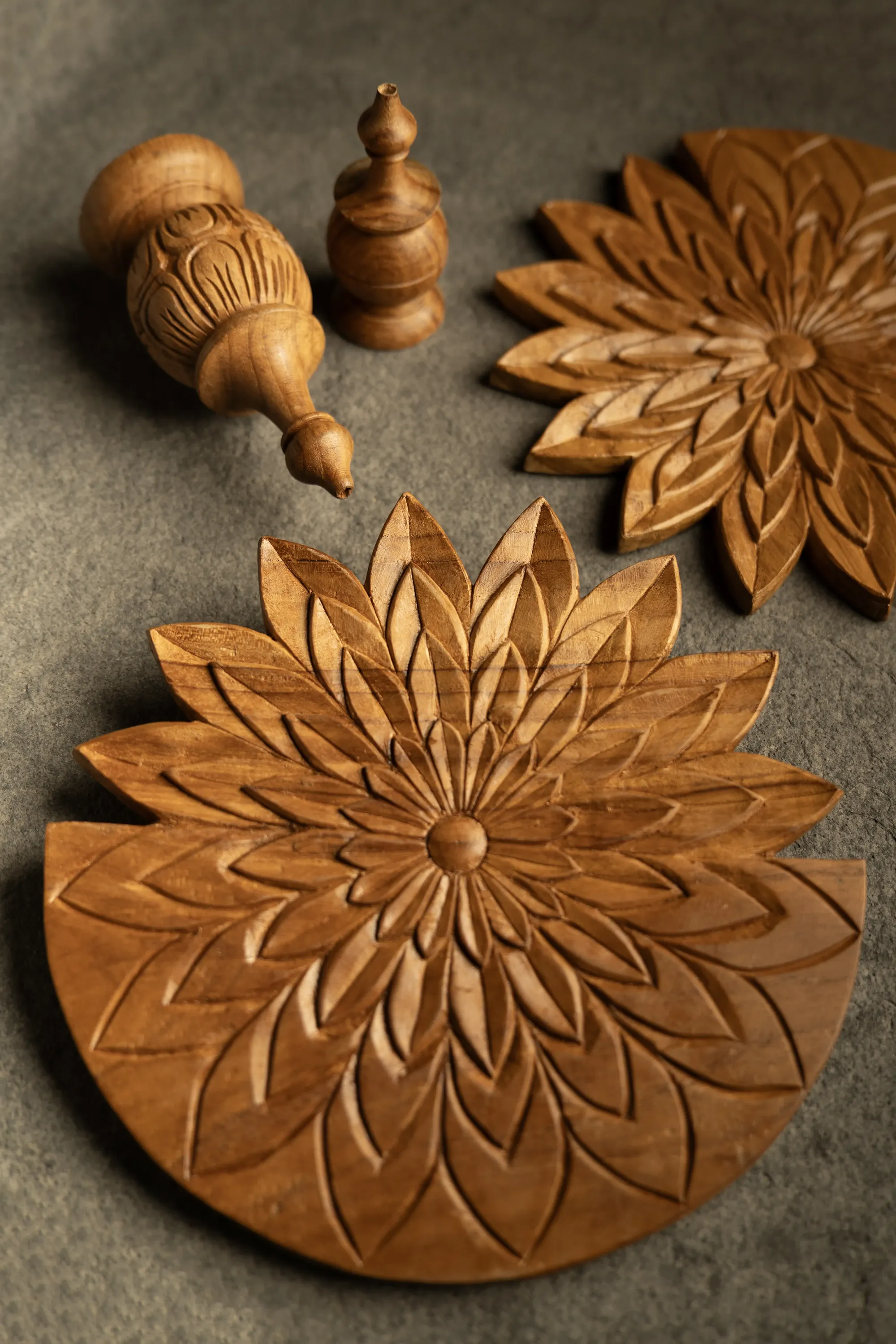 Twin Floral Medallions view 4